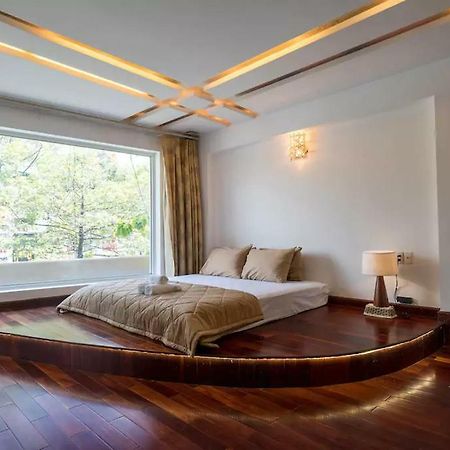 The Wooden Apartments - In The Heart Of Ben Thanh ホーチミン市 エクステリア 写真
