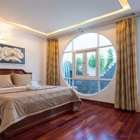 The Wooden Apartments - In The Heart Of Ben Thanh ホーチミン市 エクステリア 写真