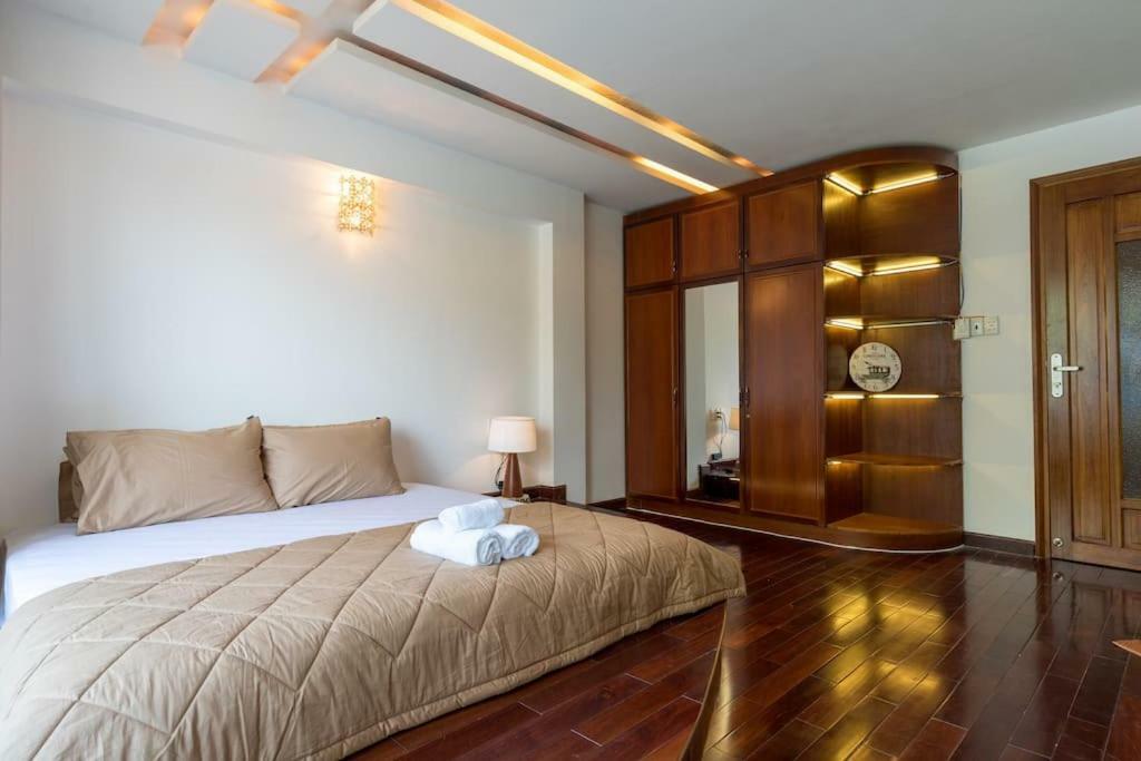 The Wooden Apartments - In The Heart Of Ben Thanh ホーチミン市 エクステリア 写真