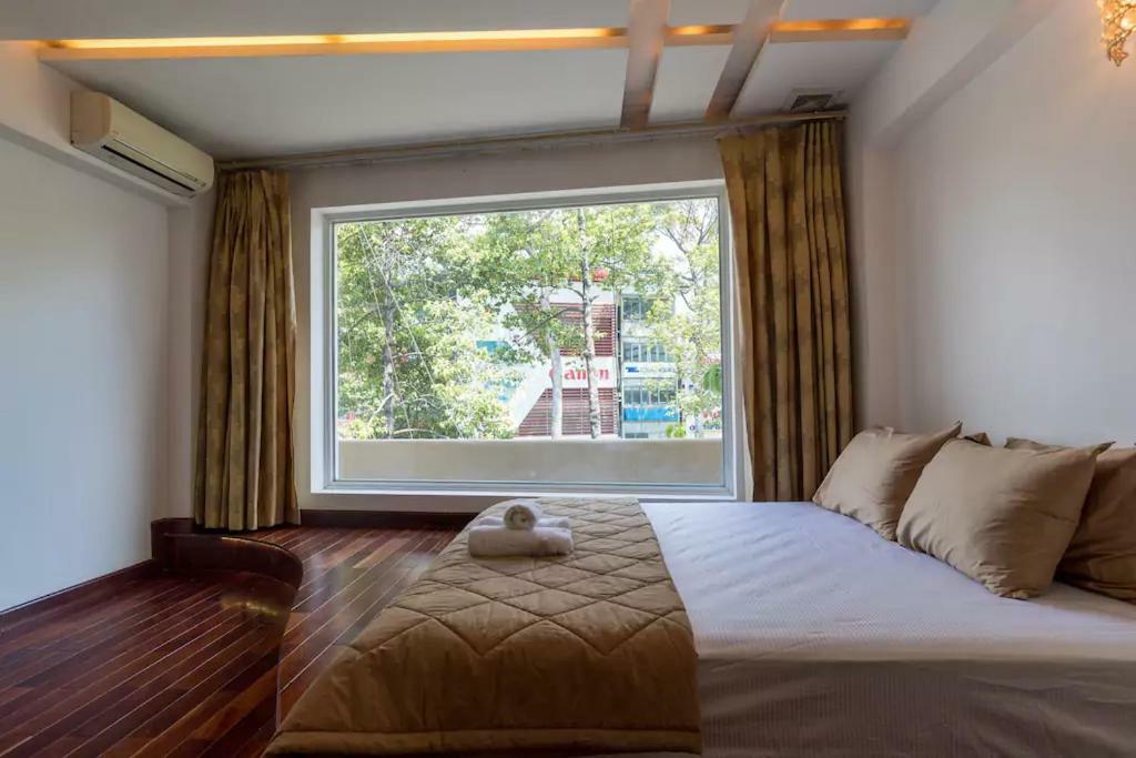 The Wooden Apartments - In The Heart Of Ben Thanh ホーチミン市 エクステリア 写真