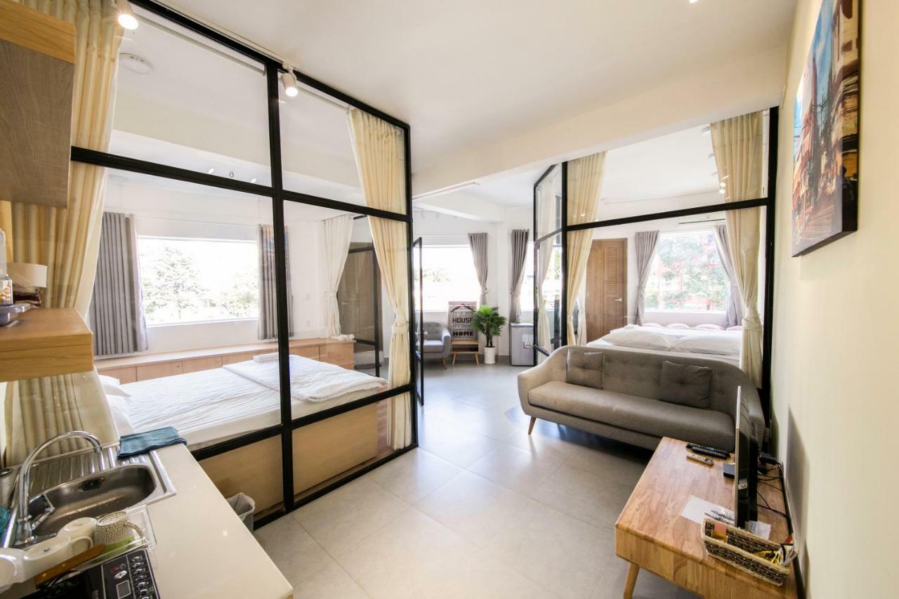 The Wooden Apartments - In The Heart Of Ben Thanh ホーチミン市 部屋 写真