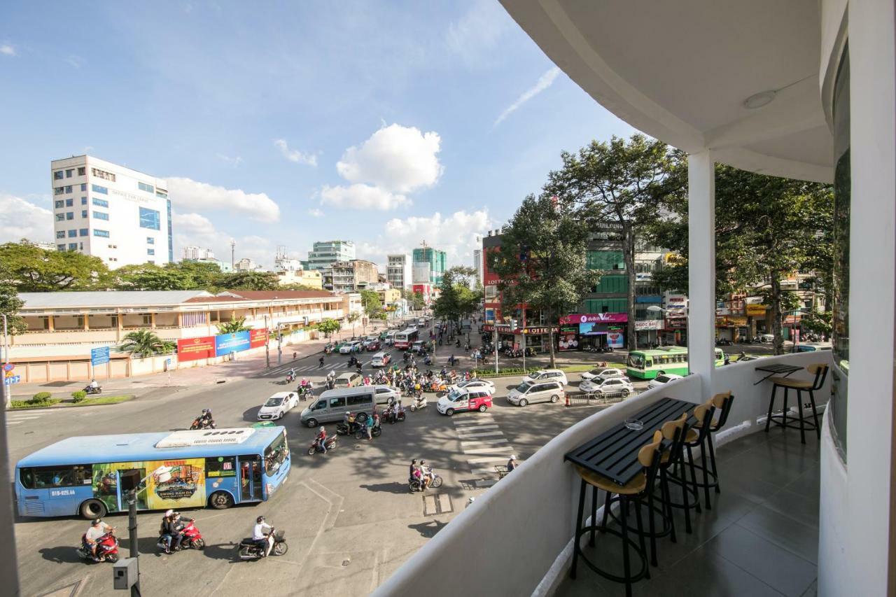 The Wooden Apartments - In The Heart Of Ben Thanh ホーチミン市 部屋 写真